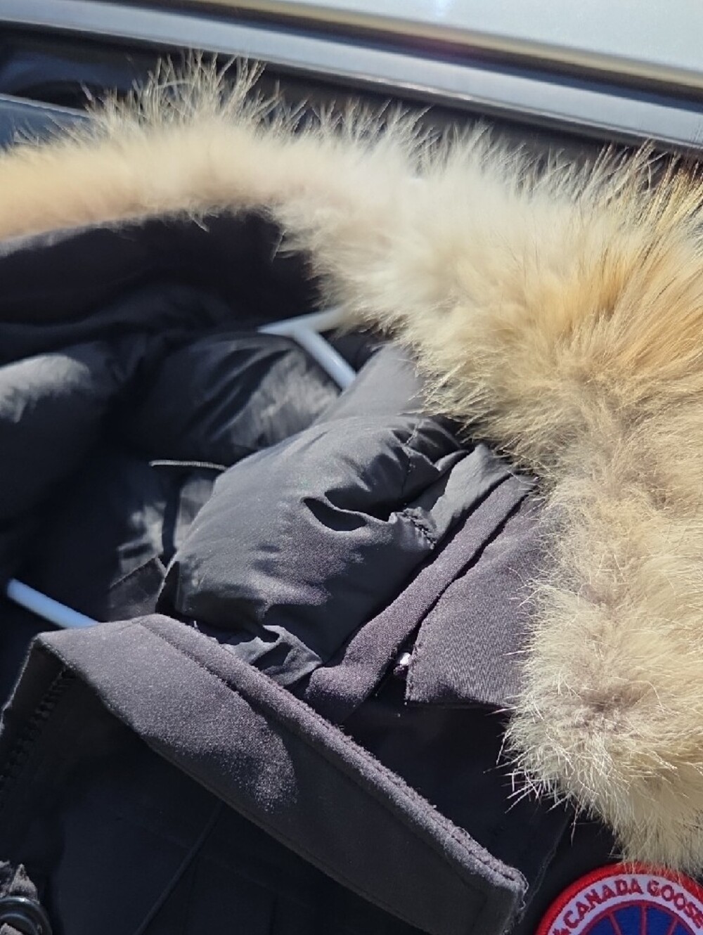 Canada Goose Womens Hooded Bomber Jacket with Removable Fur Trim - Picture 3 of 15